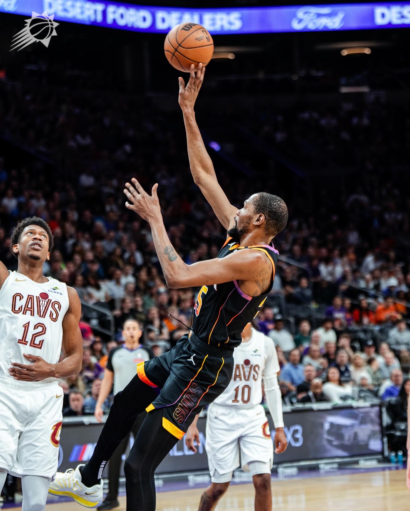 篮网险胜雷霆，杜兰特点燃赛场