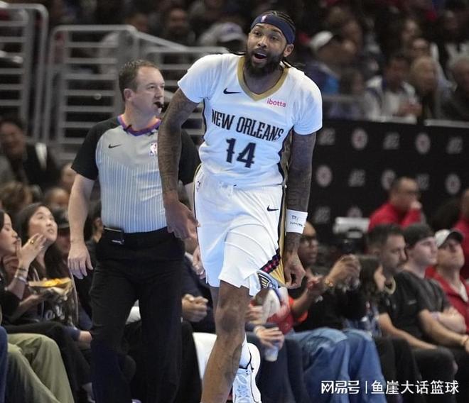 公牛碾压爵士，麦科勒姆状态火热