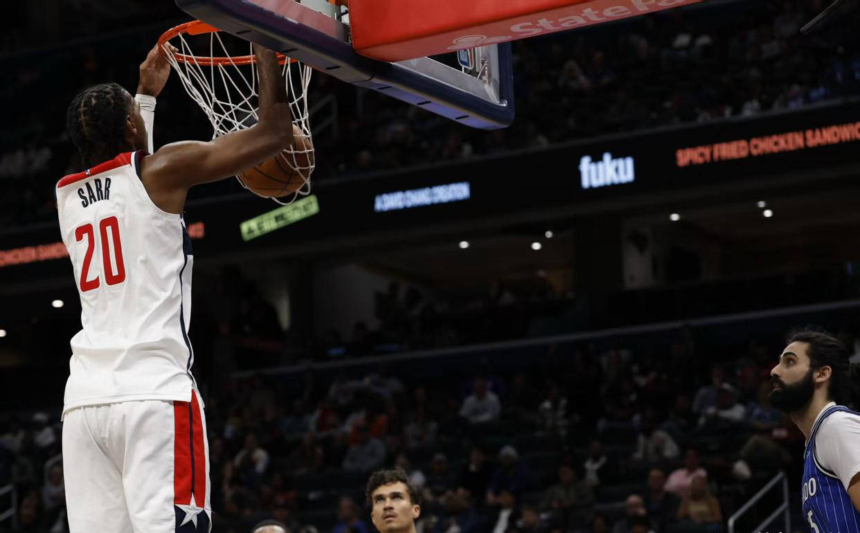 公牛碾压爵士，麦科勒姆状态火热