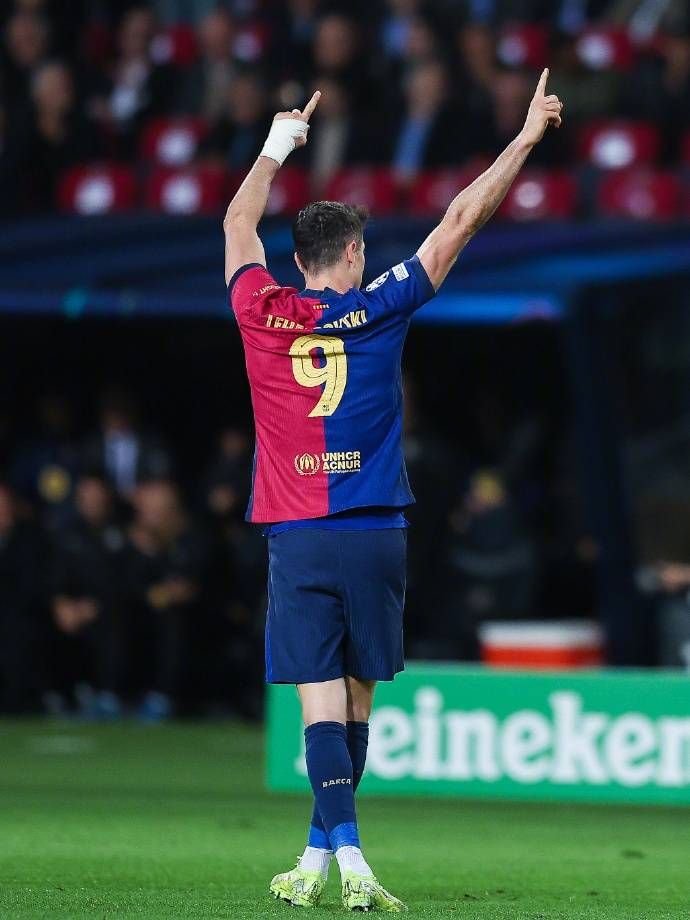 国际米兰轻取阿根廷，马丁内利刷新纪录