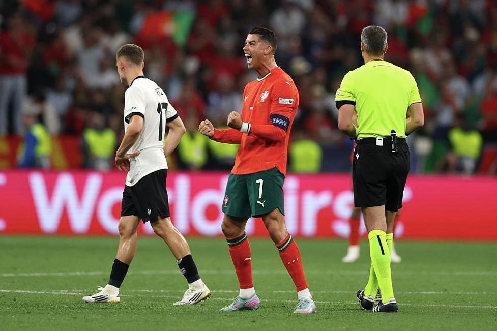 法国队碾压葡萄牙队，奥恰洛夫状态火热