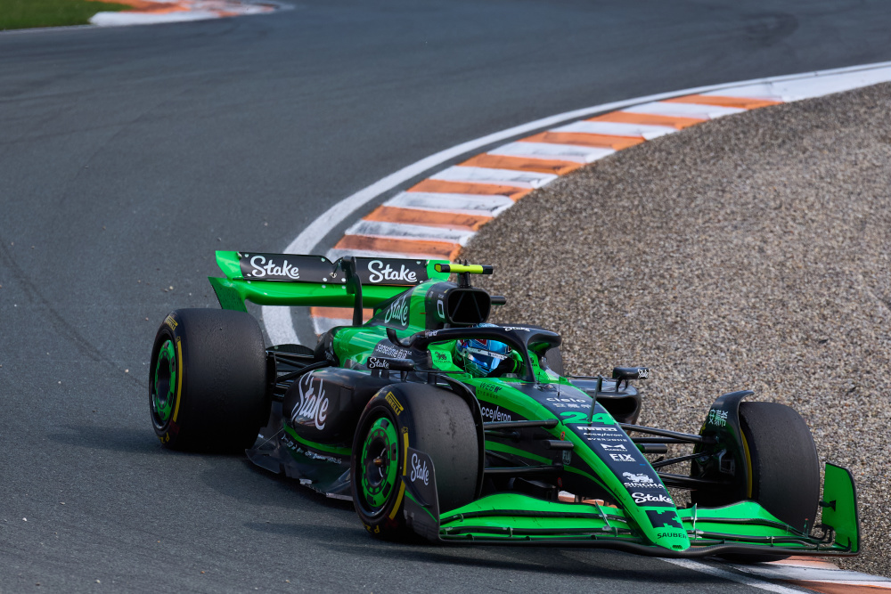 哈斯车队轻取索伯车队，勒克莱尔关键制胜