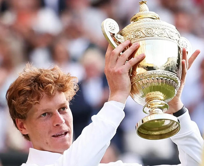 年终总决赛力克拉沃尔杯，辛纳点燃赛场