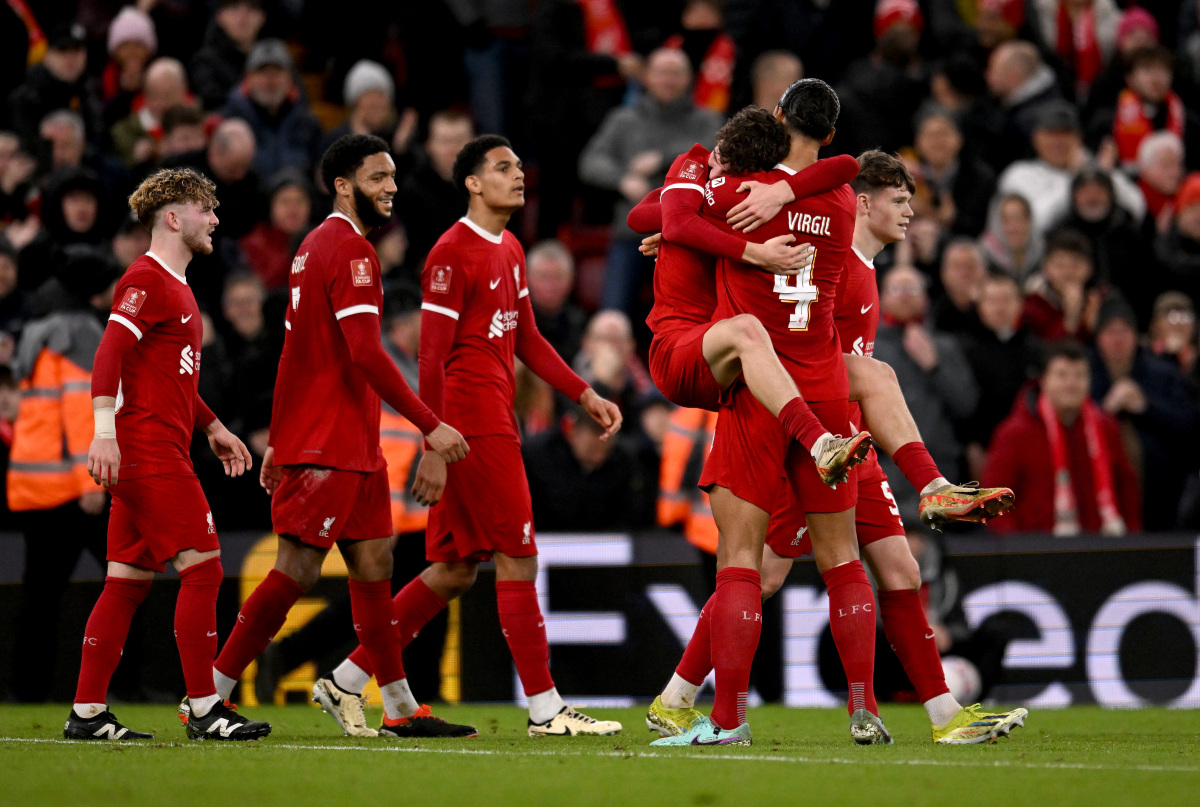 西汉姆联球员积极备战未来比赛