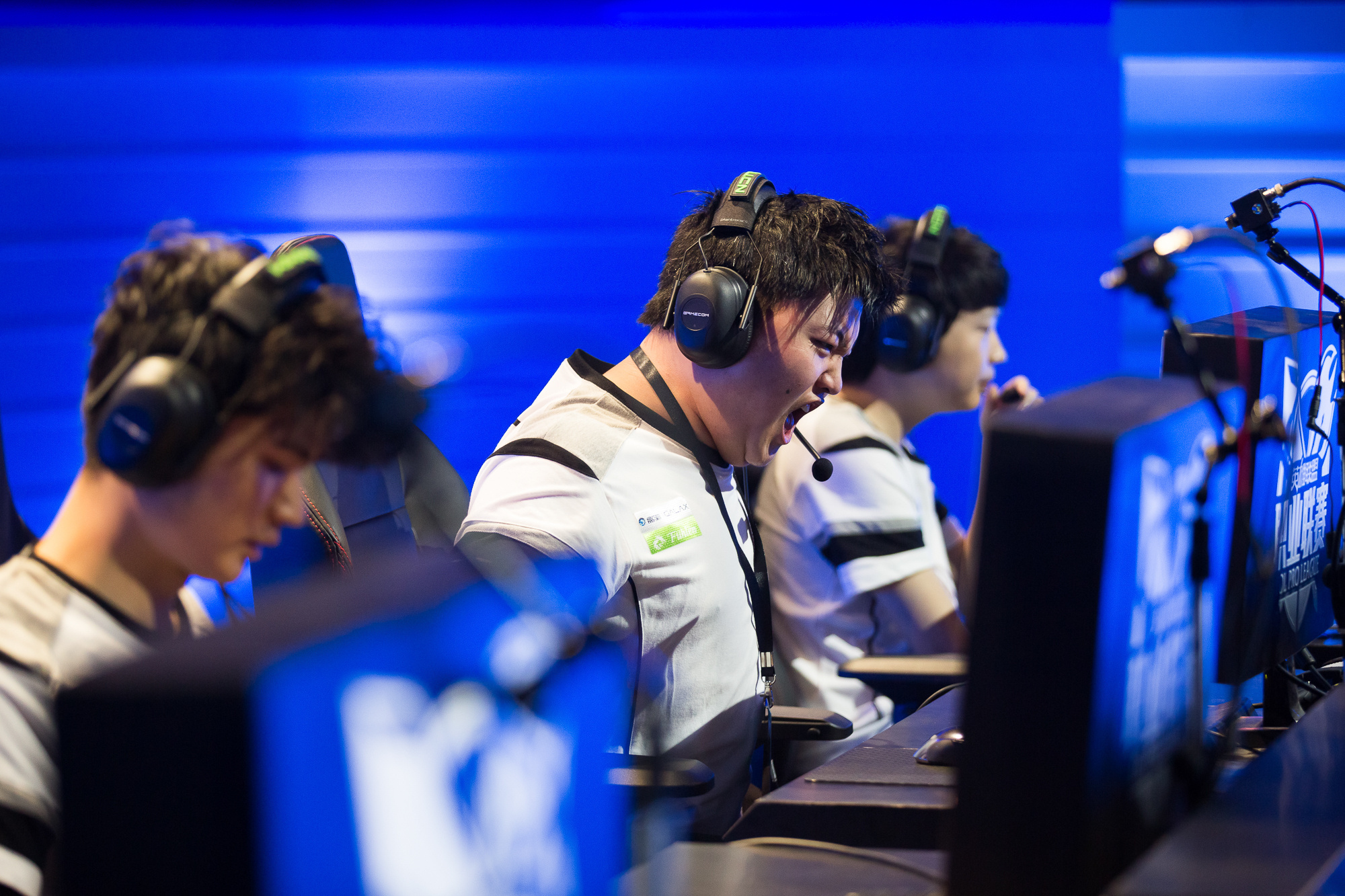 IG强势TeamWE，Uzi惊艳世界