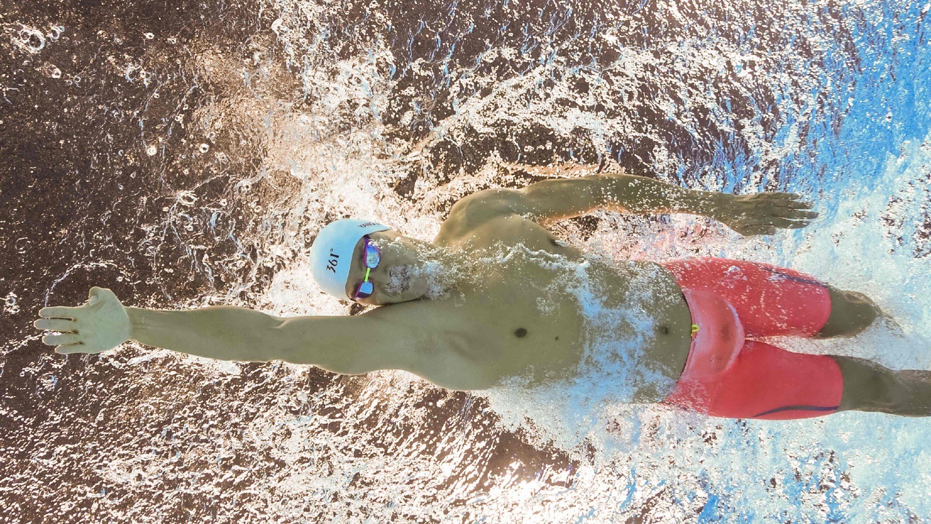 北欧风暴席卷伯纳乌，瑞典新星托尼火热状态下的皇马震撼夜